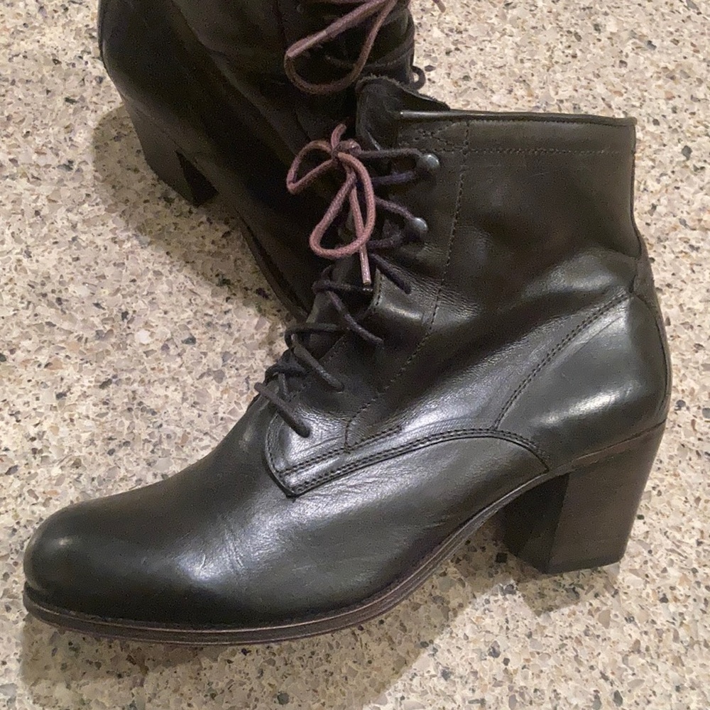 Women’s size 38 n.d.c handmade boots Emy distressed leather lace up heeled boots